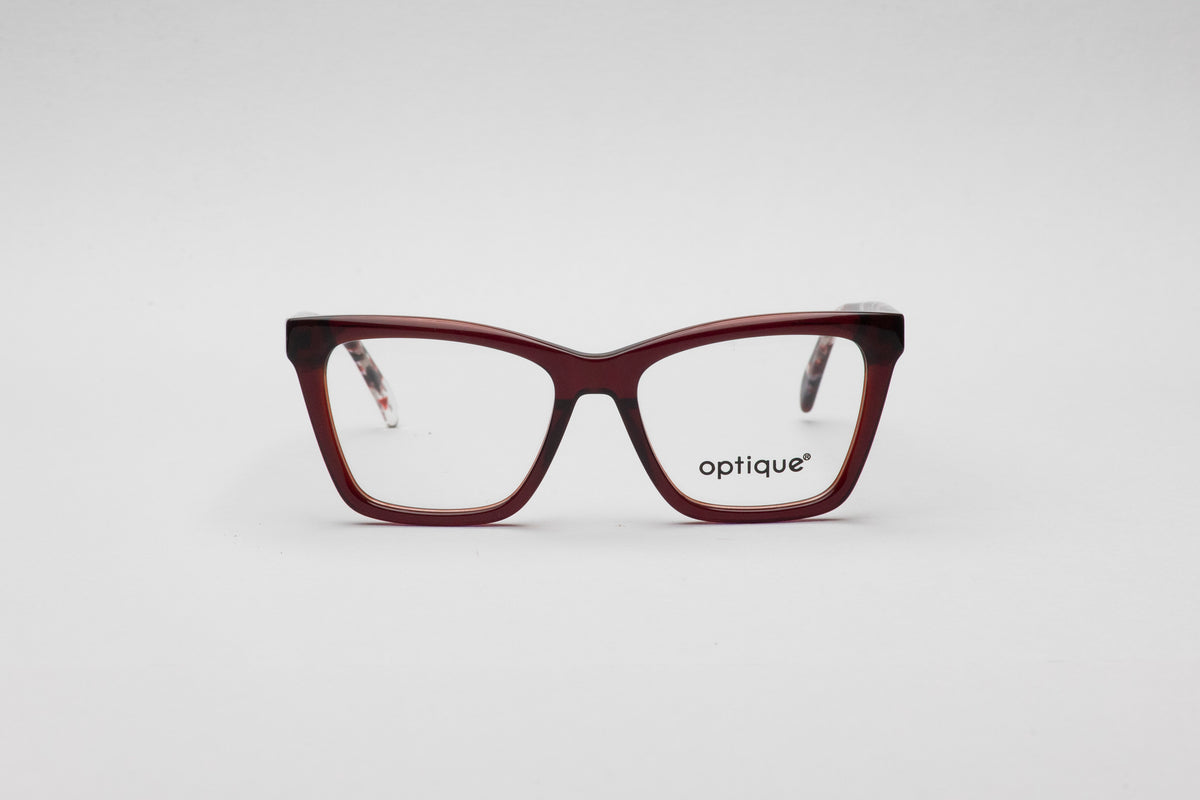 Mika – Optique Optometrists
