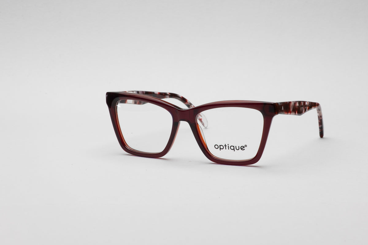 Mika – Optique Optometrists