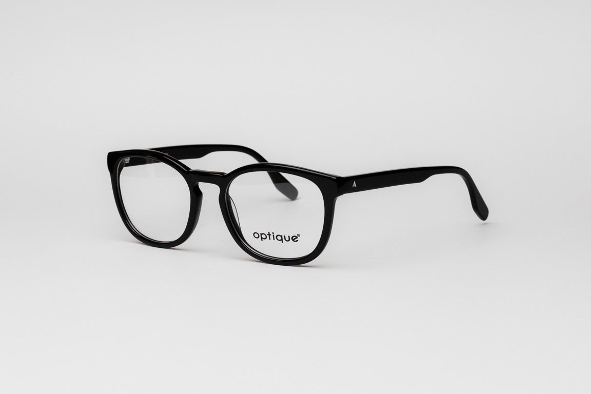 Megan – Optique Optometrists